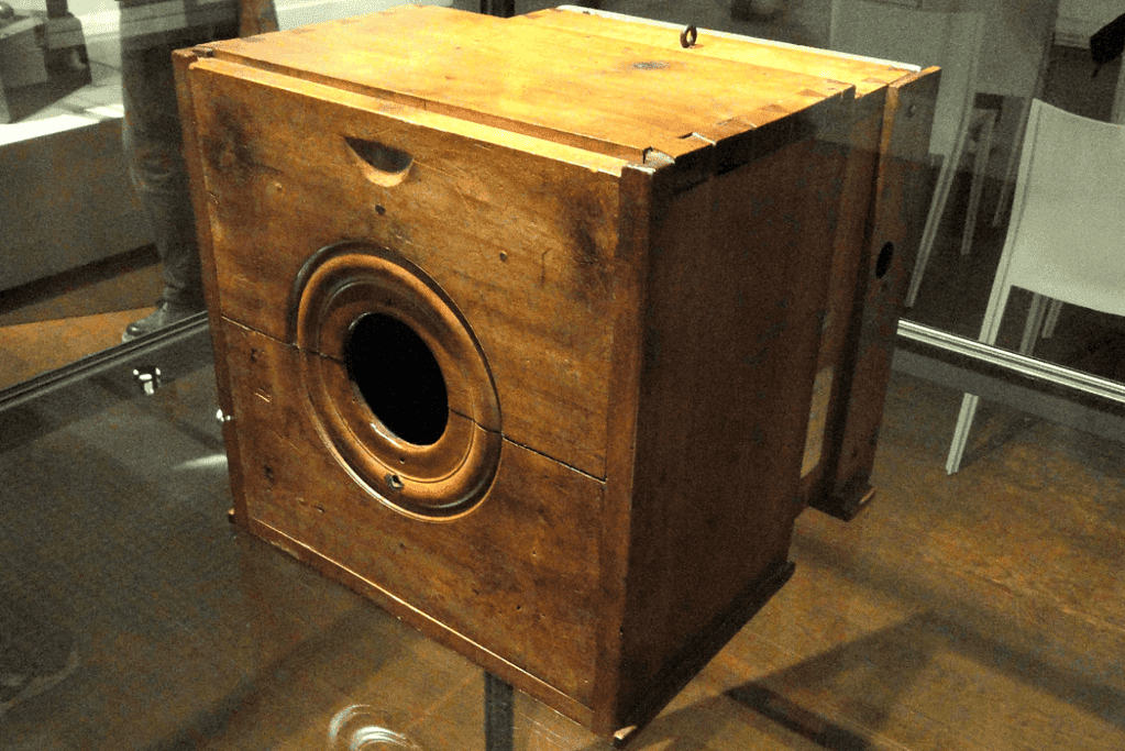 Image of a Nicéphore Niépce camera