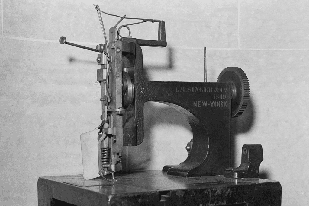 Image of a industrial revolution era singer sewing machine