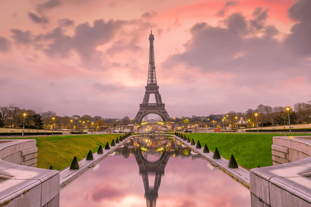 Image of the Eiffel Tower in Paris for a blog post covering the most visited historical places in the world.