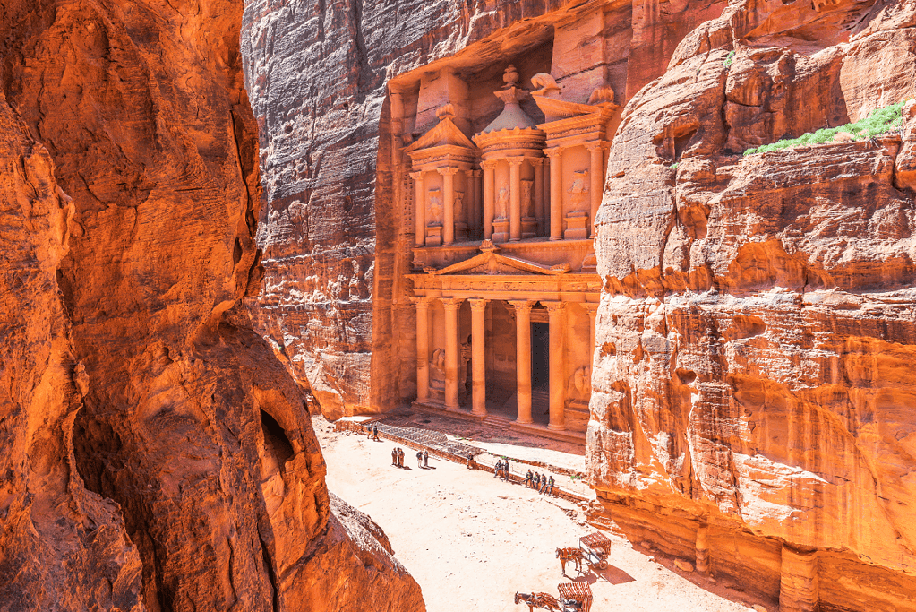 Image of the city of Petra in Jordan.