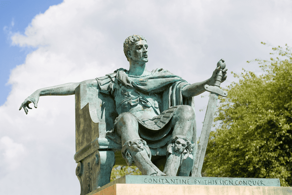 Image of a statue of the Roman Emperor Constantine the Great
