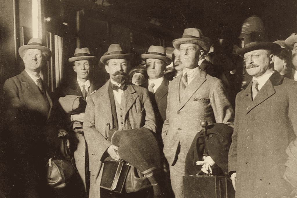 Image of Irish negotiators during the Irish War of Independence