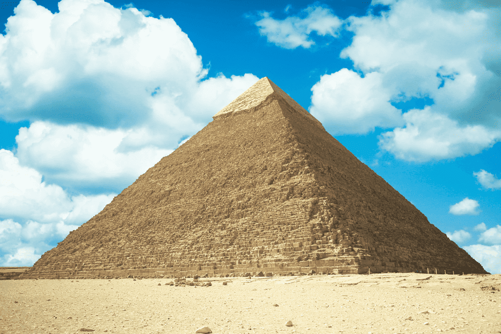 Image of the Great Pyramid of Giza in Egypt