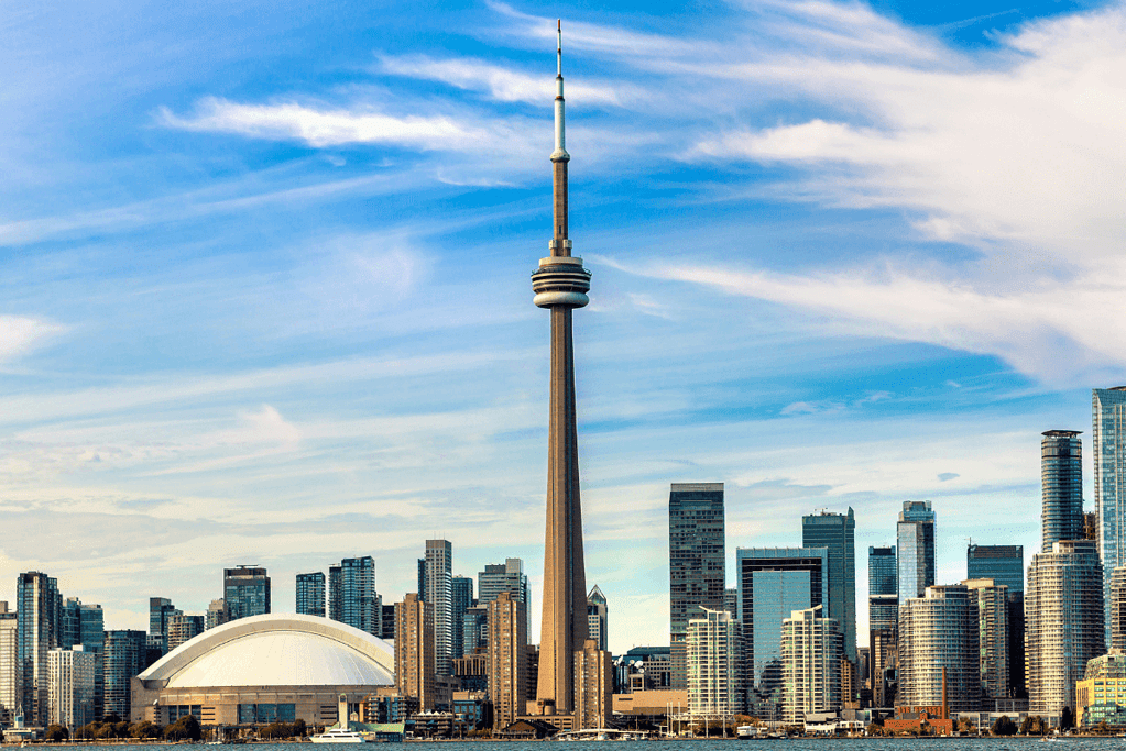 Image of one of the 7 Wonders of the Modern World, the CN Tower in Toronto, Canada