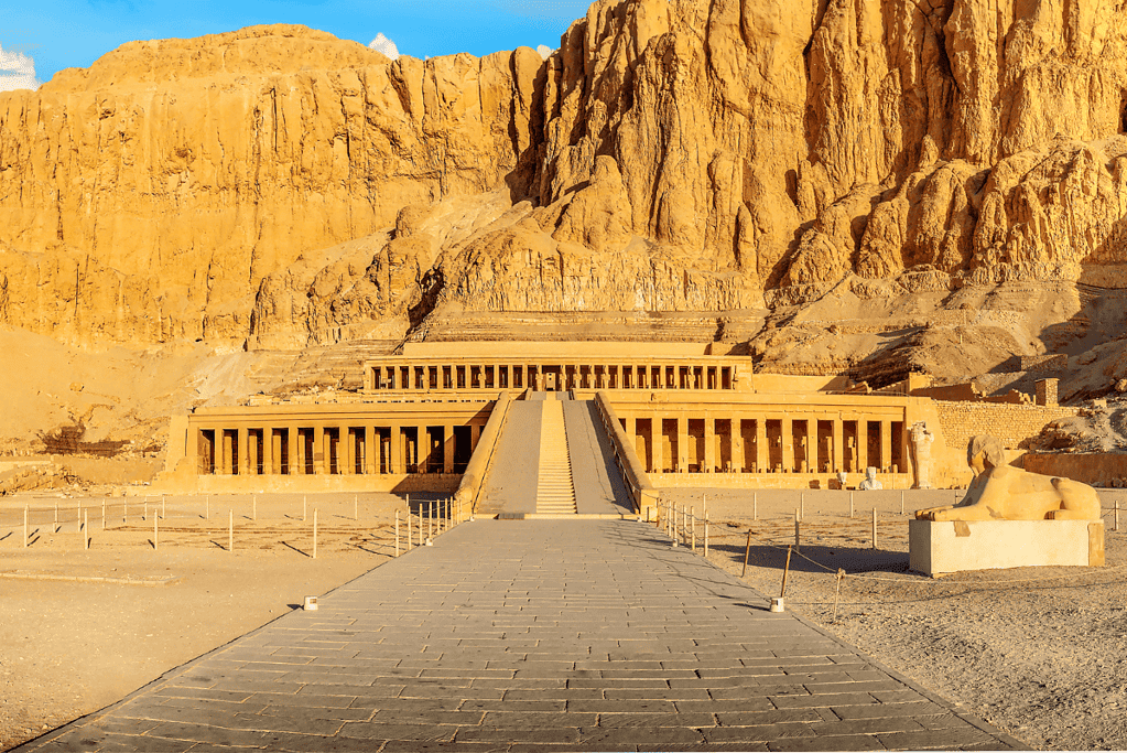 Image of the Temple of Hatshepsut at Luxor