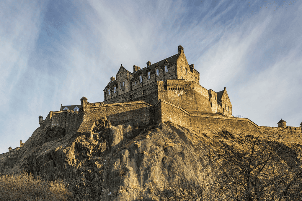 Image of Edingburgh Castle in Scotland