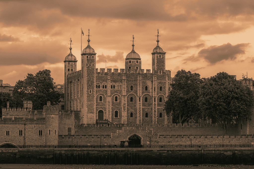 Image of of the Tower of London at dusk, a classid historical haunt for hundreds of years