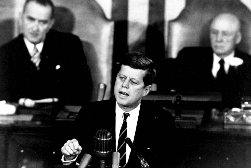 Image of U.S. President John F. Kennedy delivering the State of the Union address