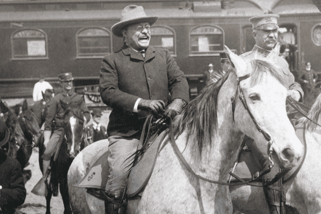 Image of U.S. President Theodore Roosevelt on horseback