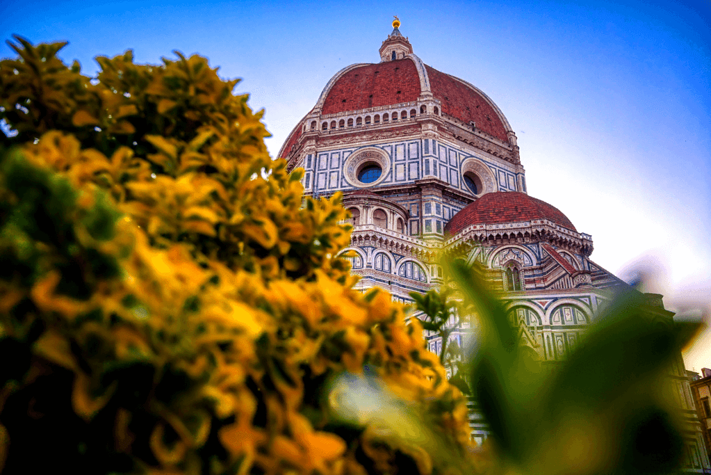 Image of the renaissance invention, the double shell dome in Florence, Italy