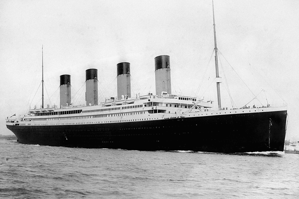 Image of the RMS Titanic underway for a blog post covering facts about the Titanic sinking.
