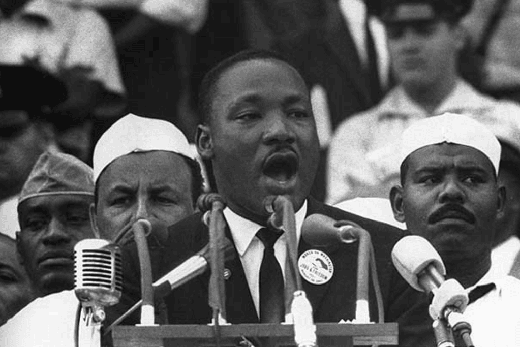 Image of MLK speaking to the crowds at his I have a dream speech.
