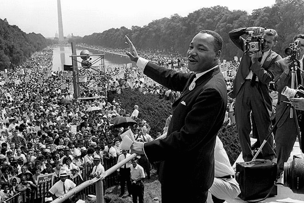 Image of Dr. Martin Luther King Jr. on the national mall for a blog post covering facts about MLKs I have a dream speech.