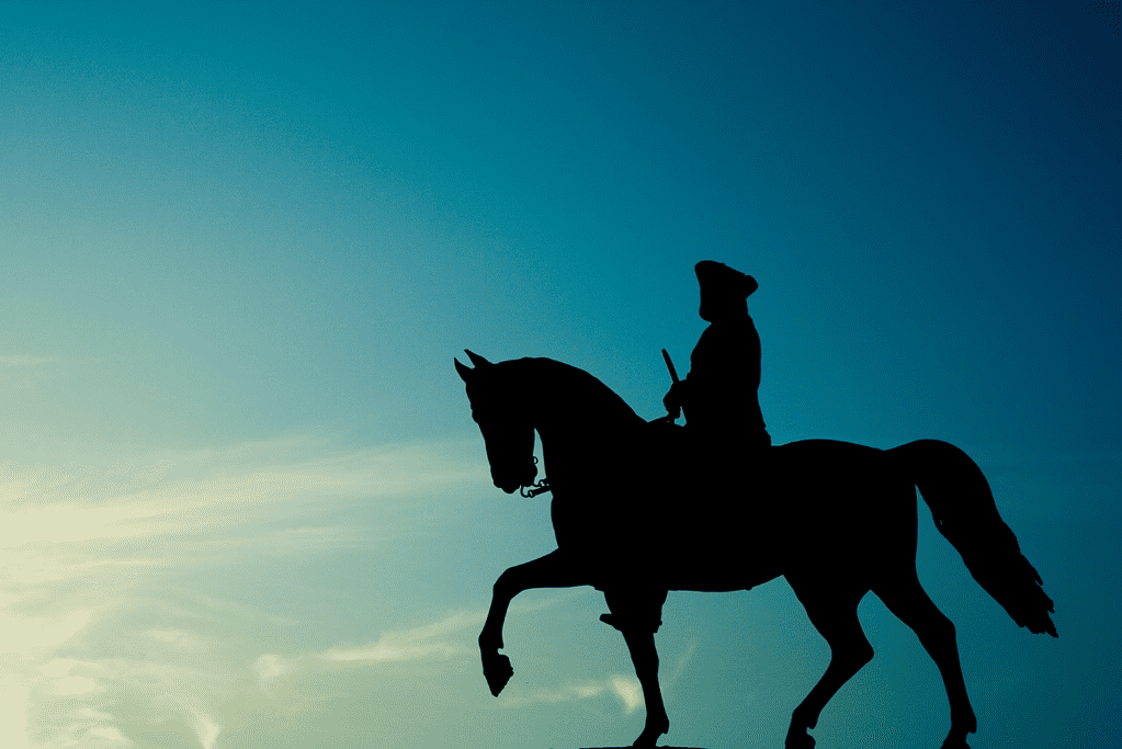 Image of a statue of Goerge Washington on horseback honoring his service in the Revolutionary War.