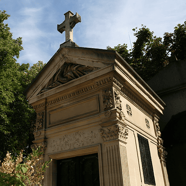 Image of a mausoleum for a blog post covering the most famous cemeteries in the world.