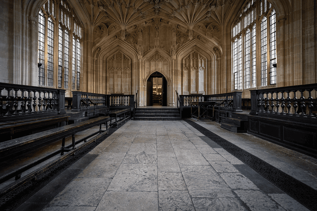 Image of a lecture hall at Oxford University for a post covering the oldest universities in the world.