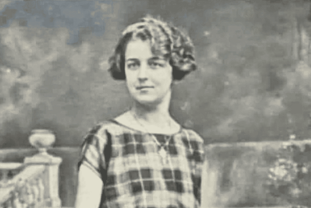 worlds-oldest-people-lucille-randon Image of a young Lucille Randon prior to her becoming a nun.