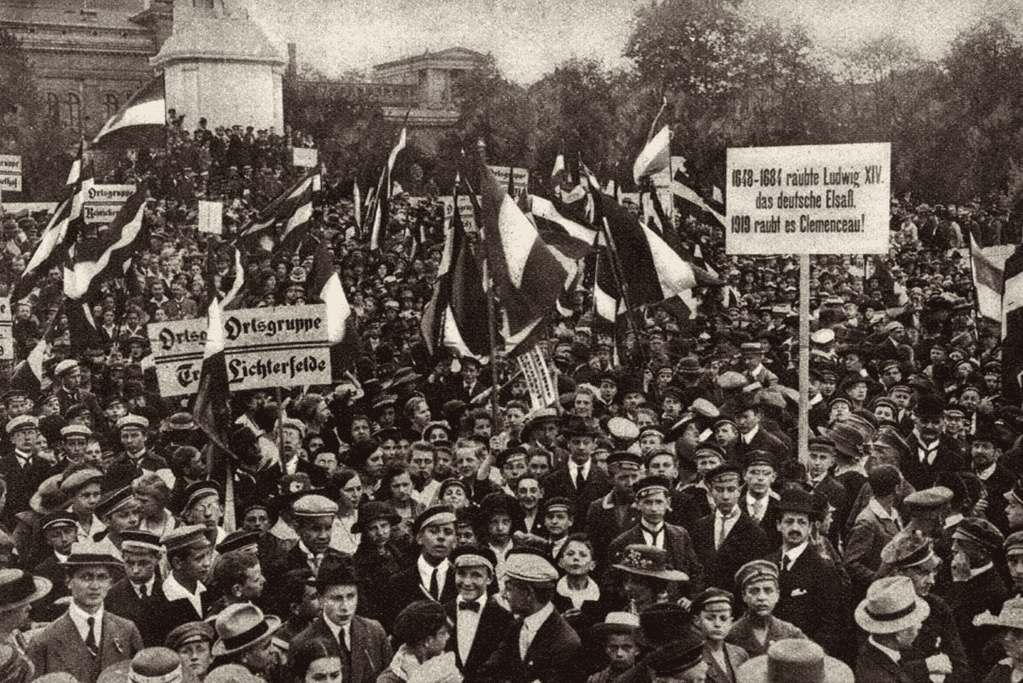 significant-historical-events-faqs Image of German citizens protesting the terms of the Versailles Treaty following World War I.