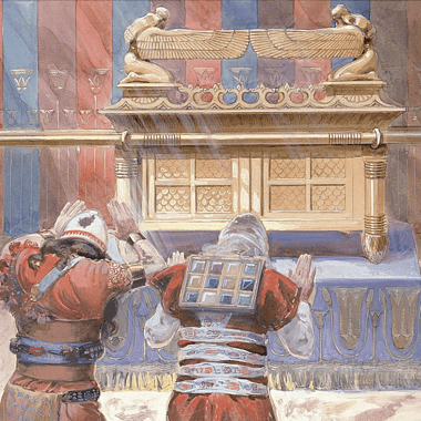 Image of worshippers praying before the ark of the covenant for a blog post covering facts about the ark of the covenant.