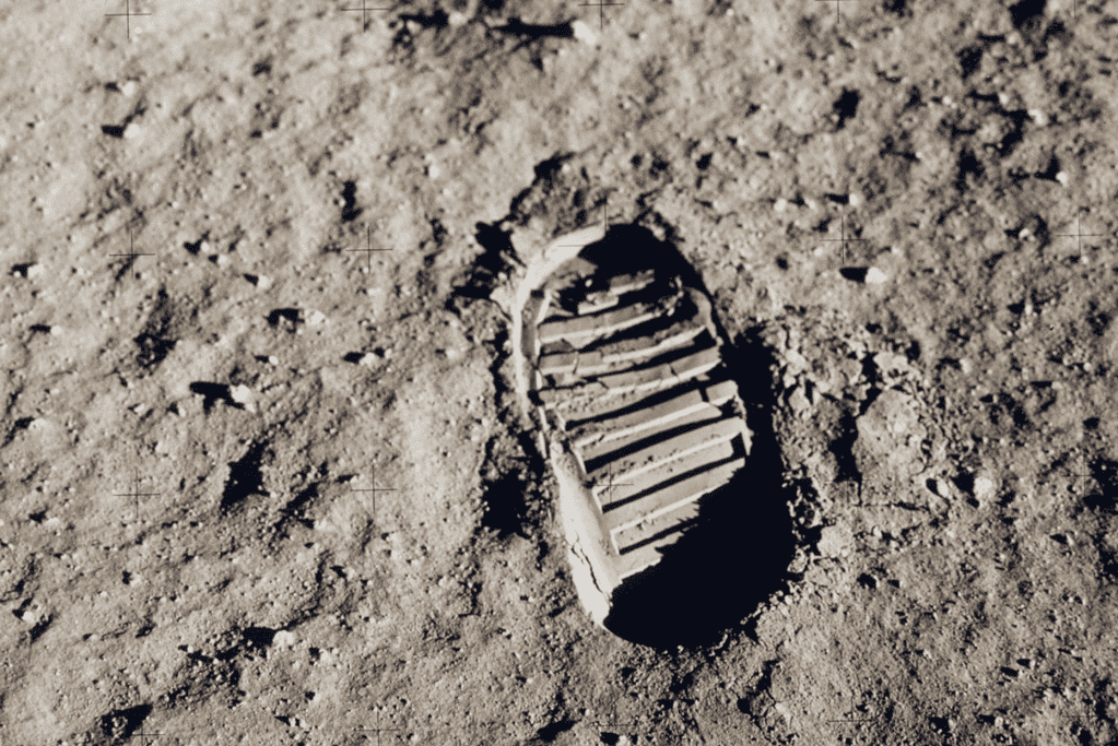Image of an astronaut's footprint from the Apollo 11 moon landing.