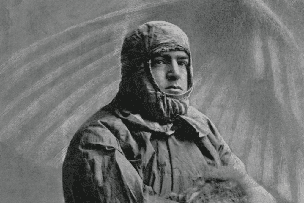 Image of Ernest Shackleton pictured in full artic gear.