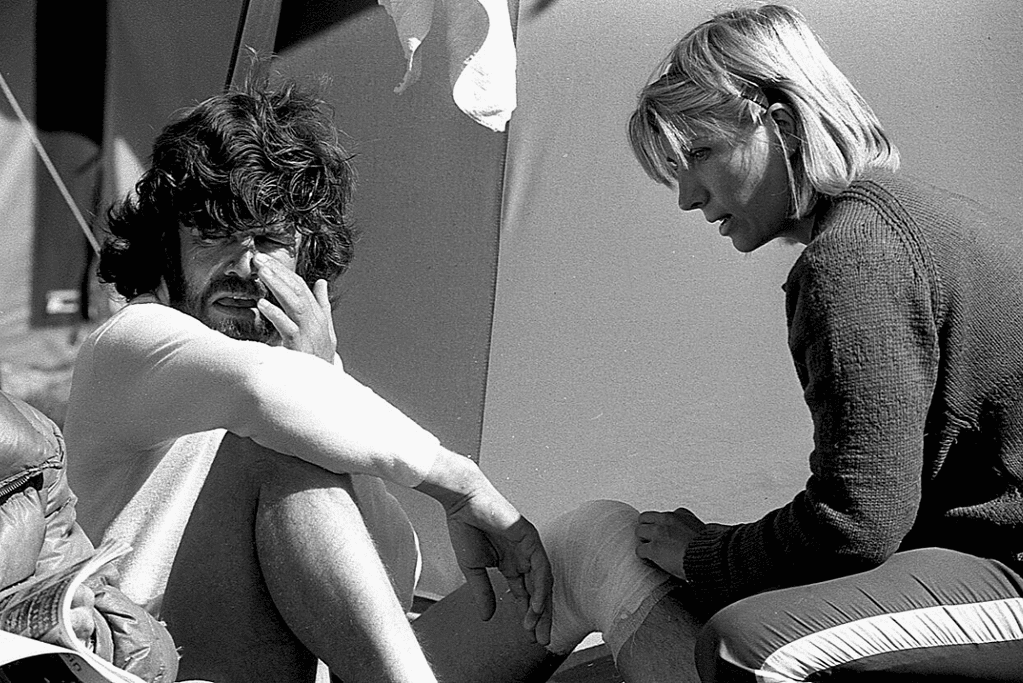 famous-mountain-climbers-reinhold-messner Image of Reinhold Messner, the first climber to ascend Everest without oxygen, having his knee bandaged.